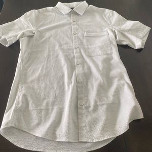 Men’s Medium Lululemon dress shirt